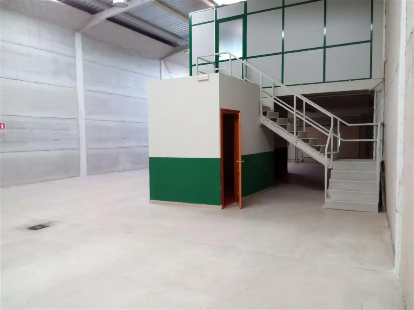 Nave industrial de alquiler en Polígono La Vega, 48, Torralba de Calatrava Nave industrial de alquiler en Torralba de Calatrava con Aire acondicionado