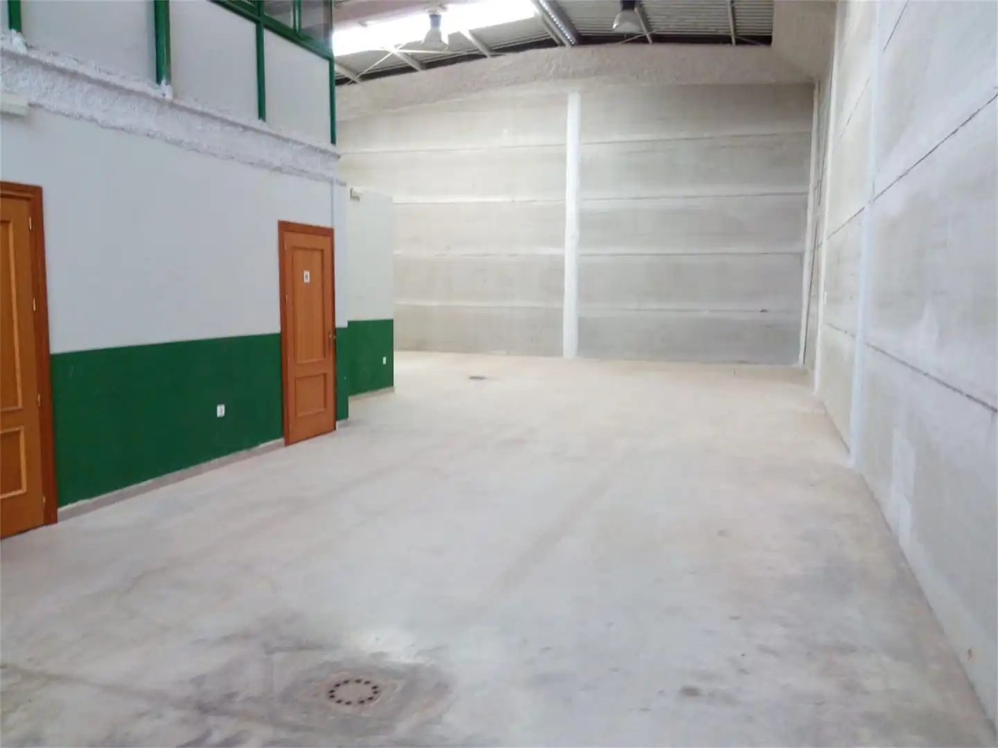 Nave industrial de alquiler en Polígono La Vega, 48, Torralba de Calatrava Nave industrial de alquiler en Torralba de Calatrava con Aire acondicionado