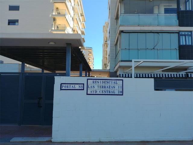Garaje en Venta en Avenida Central, 20 en Costa Marfil