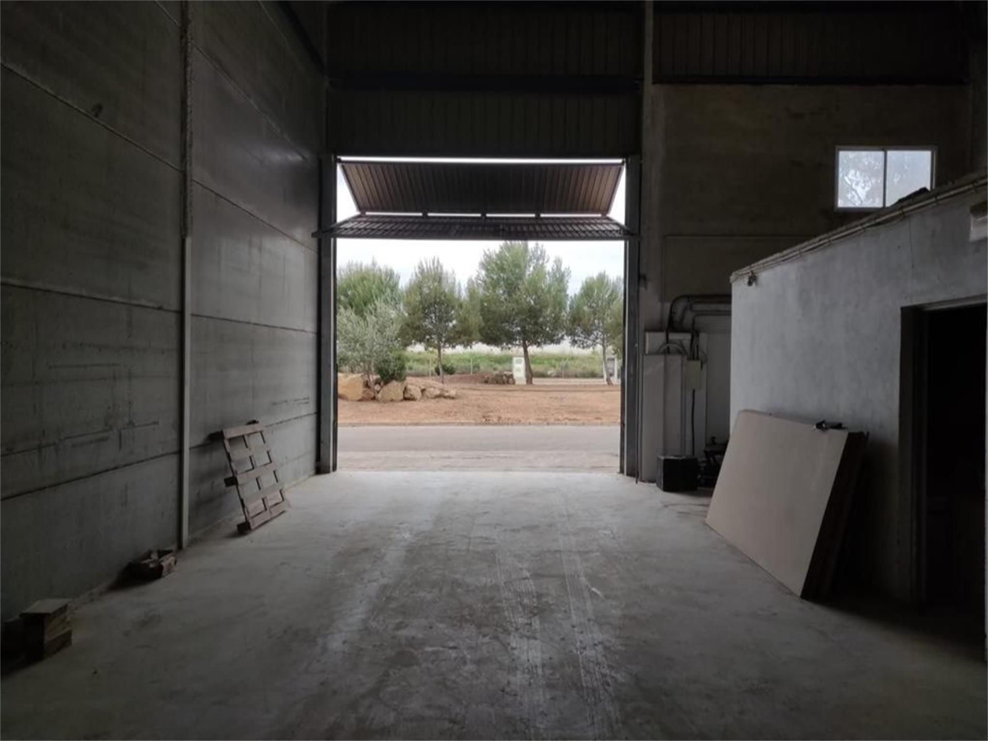 Industrial buildings to rent in Masalavés