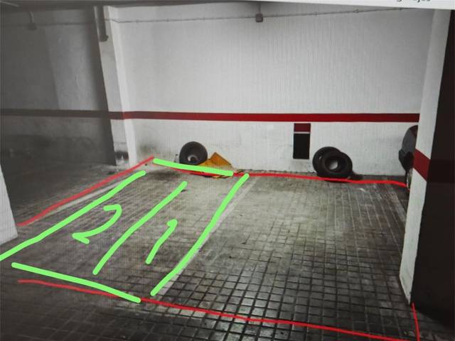 Garaje en Alquiler en Avenida de Buenos Aires, 14 en Palomeras Bajas