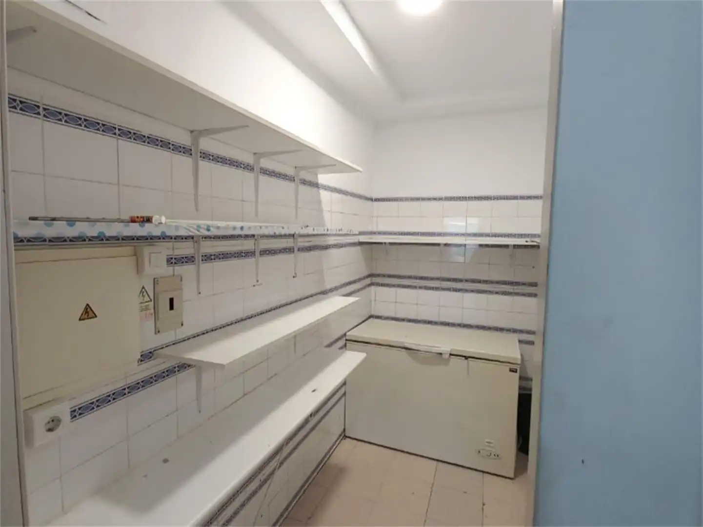 Cuina de Local de lloguer en La Antilla