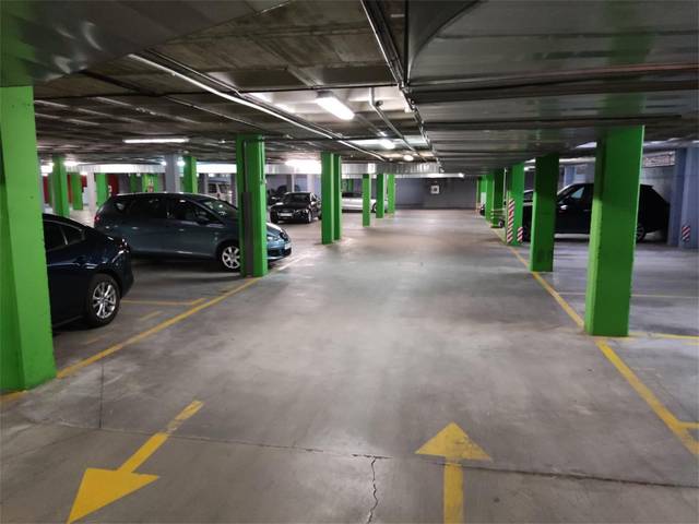 Garaje en Alquiler en Calle de Manuel Caldeiro en Castilla