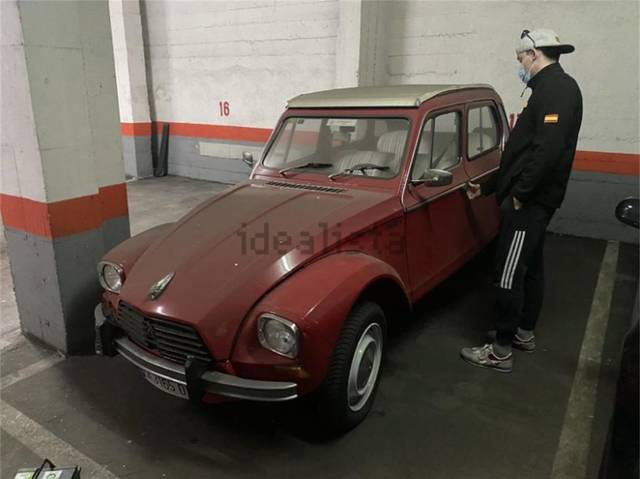 Garaje en Alquiler en Calle de Anoeta, 28 en Los Ángeles