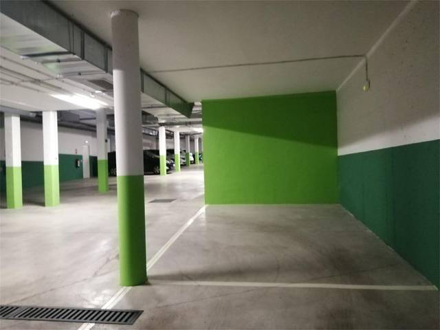 Garaje en Alquiler en Calle Alto de la Cabaña, 10 en Los Arcos - El Viviero