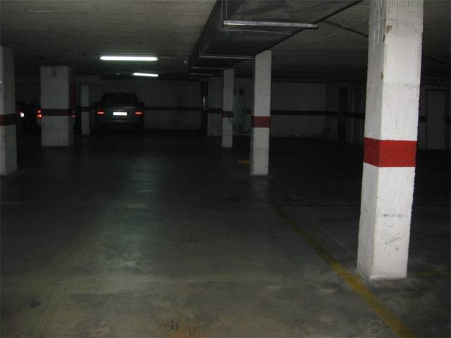 Garaje en Alquiler en Calle Hilera en Perchel Norte