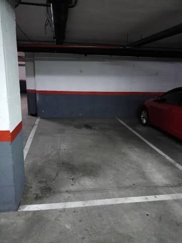 Garaje en Alquiler en Calle del Marqués de la Valdavia, 100 en Ensanche