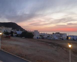 Vista exterior de Casa o xalet en venda en Carboneras amb Aire condicionat, Terrassa i Balcó