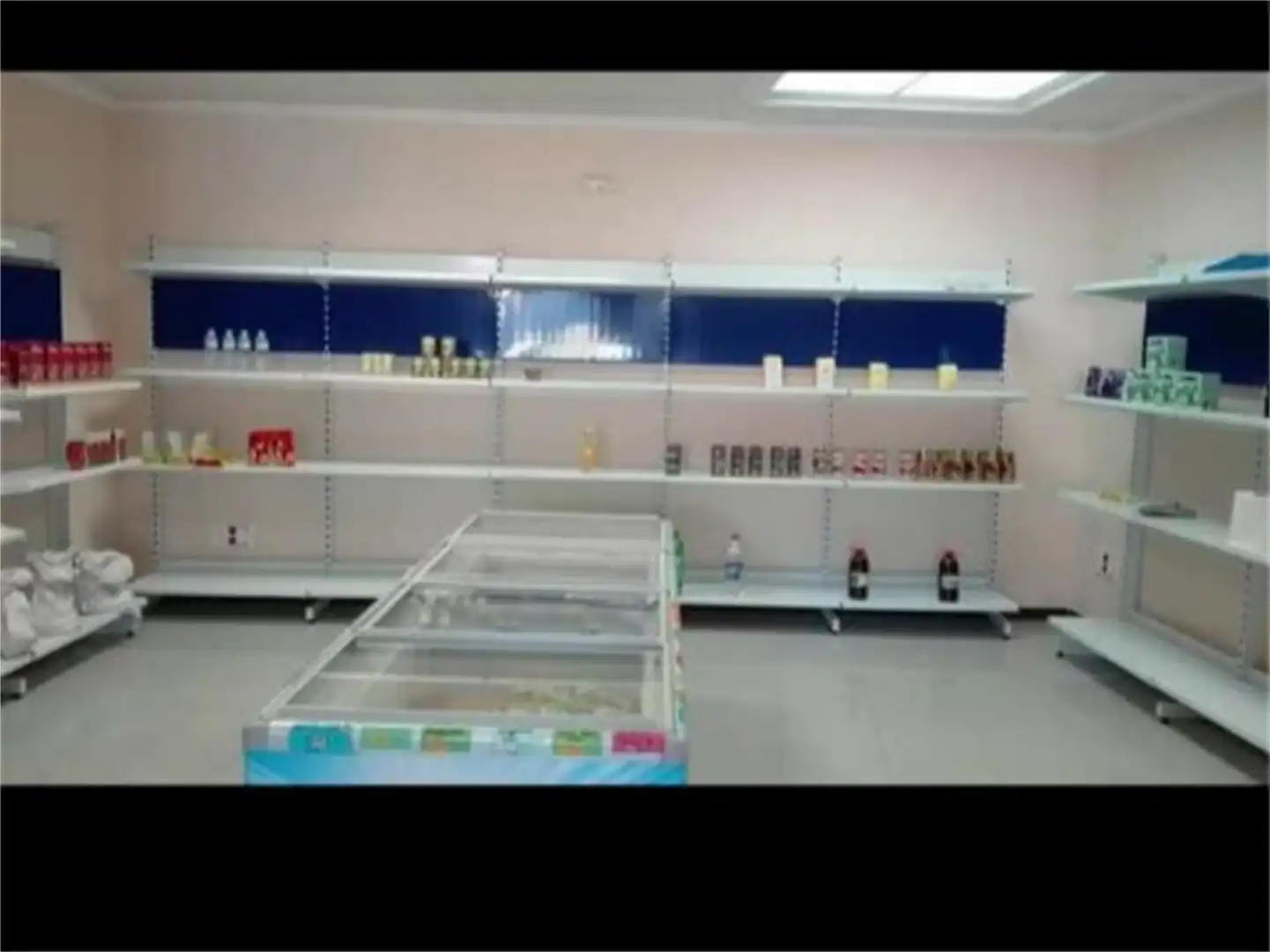 Büro zum Verkauf in Gerindote