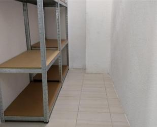 Box room to rent in  Madrid Capital