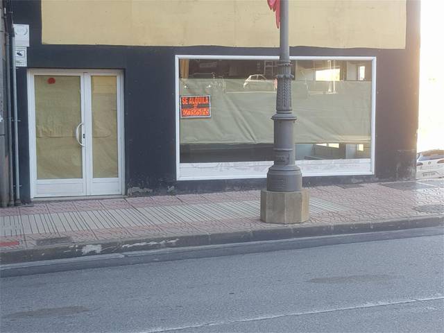 Local comercial en Alquiler en Avenida de la Puebla, 12 en Centro