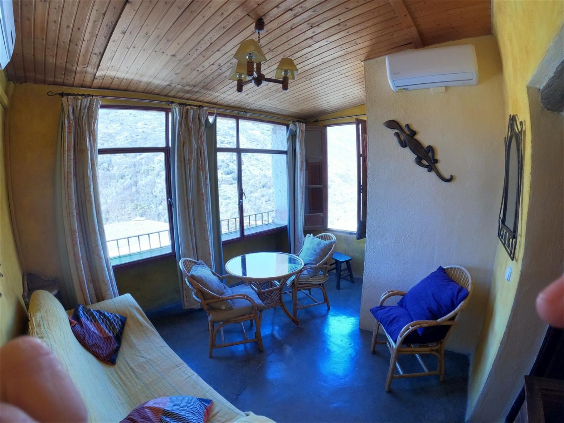 Dormitori de Casa o xalet en venda en Pampaneira amb Aire condicionat i Balcó