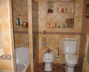 Bathroom of House or chalet for sale in Tales  with Terrace, Swimming Pool and Balcony