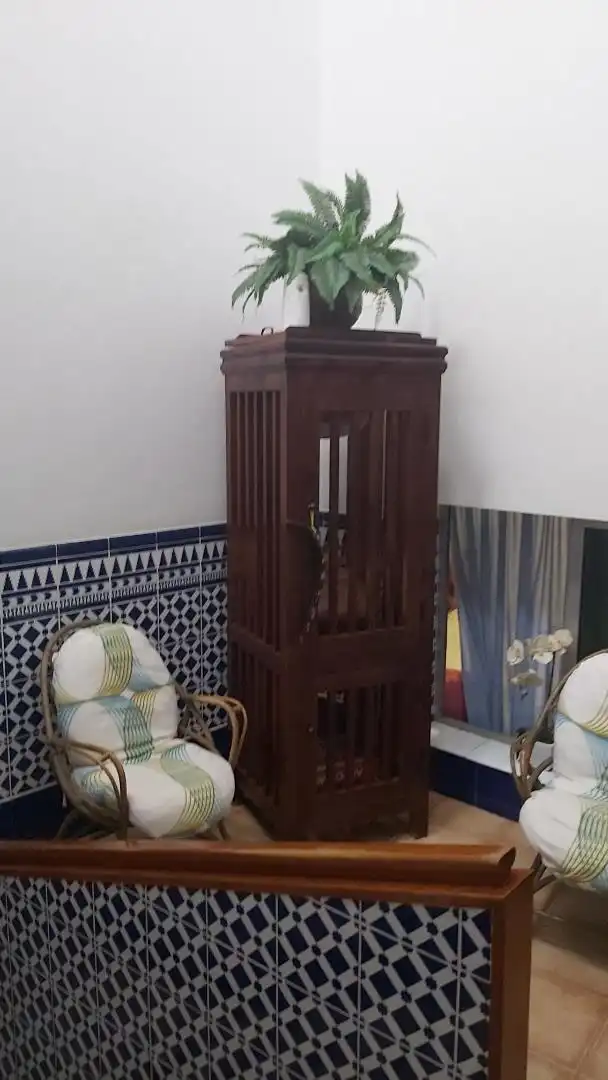 Schlafzimmer von Erdgeschoss zum Verkauf in Arona mit Privatgarten und Schwimmbad