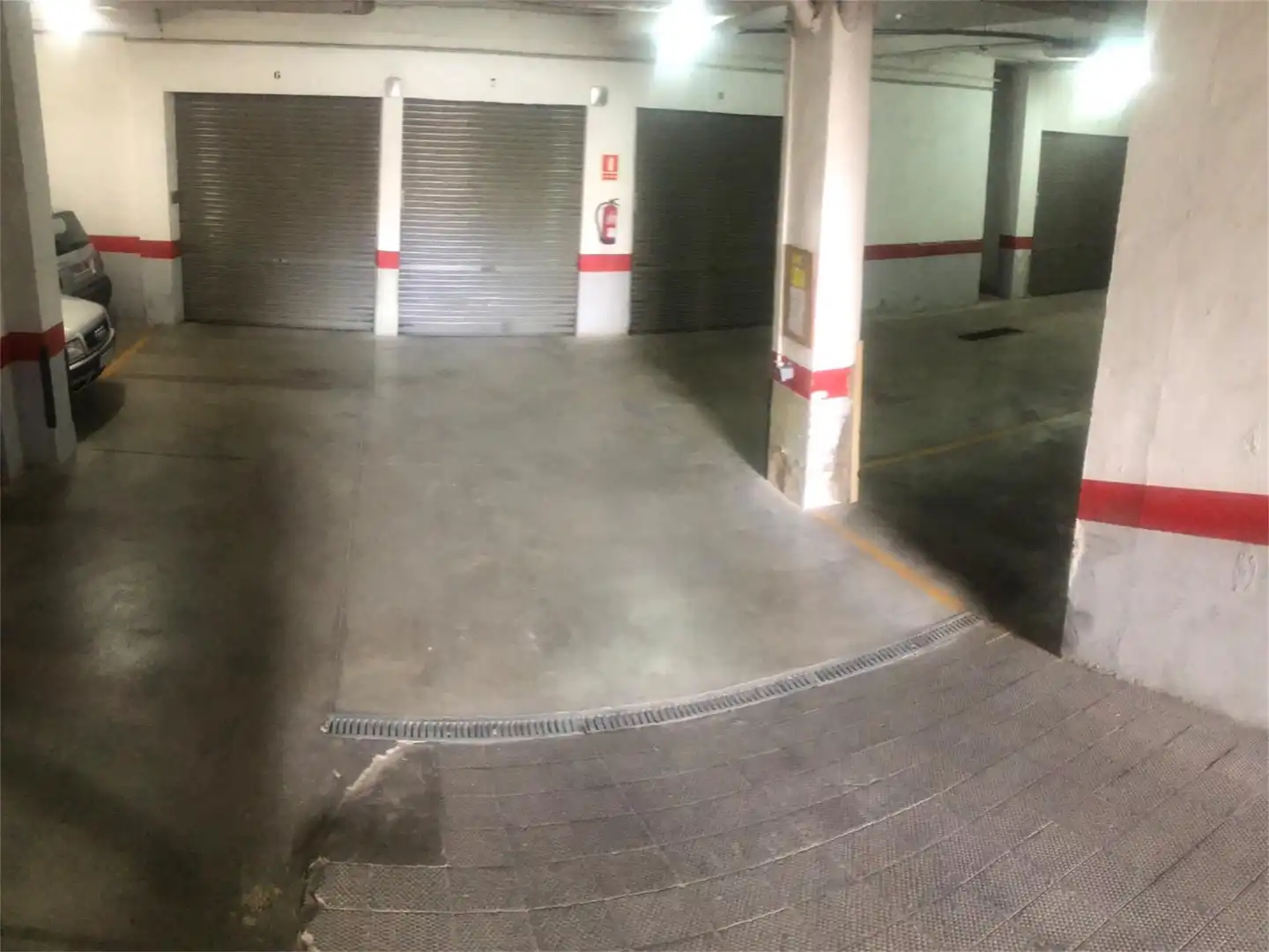 Garage zur Miete in Plaza de Pineda, Zona Centro Parkplatz von Garage zur Miete in Córdoba