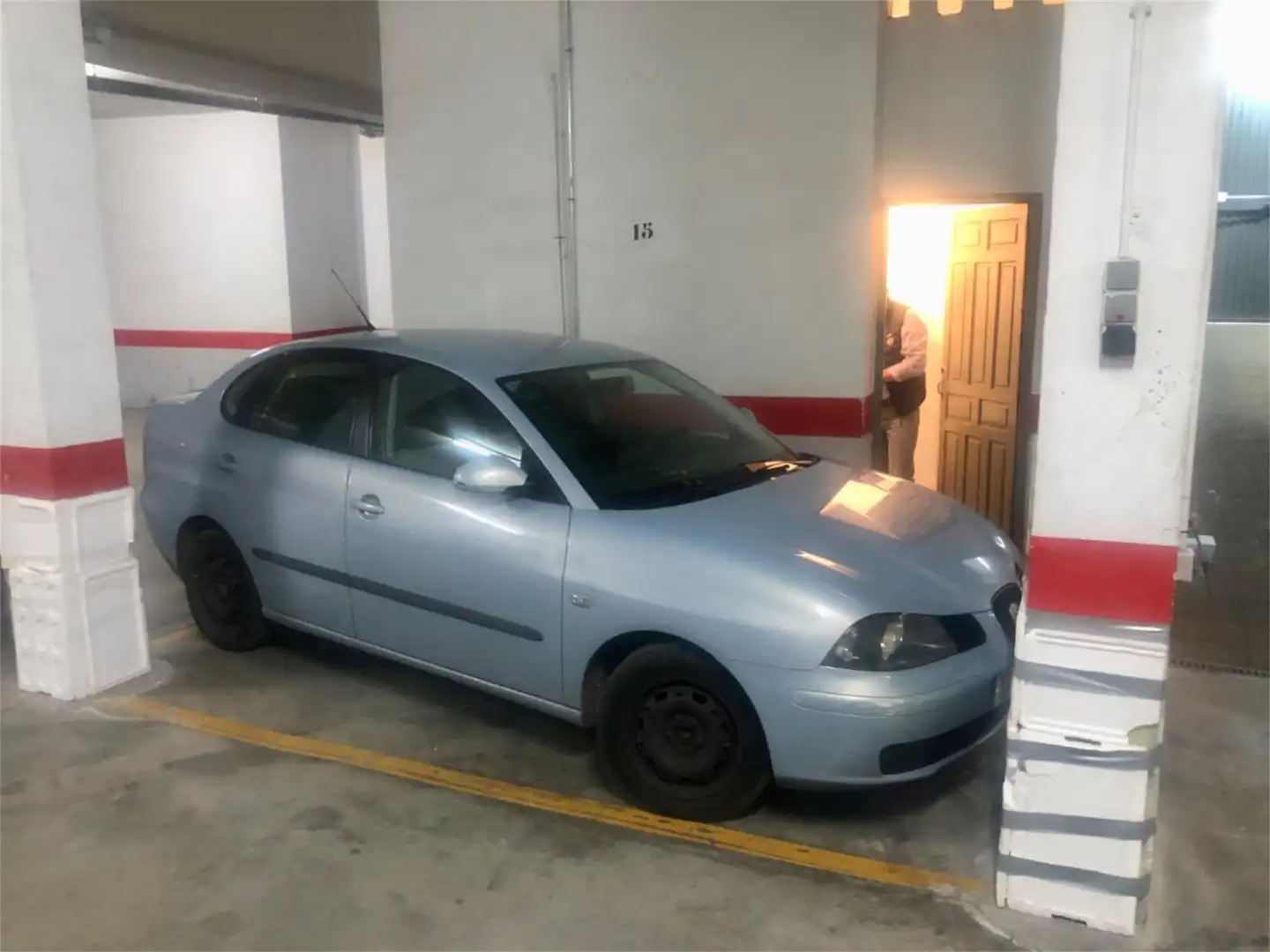 Garage zur Miete in Plaza de Pineda, Zona Centro Parkplatz von Garage zur Miete in Córdoba