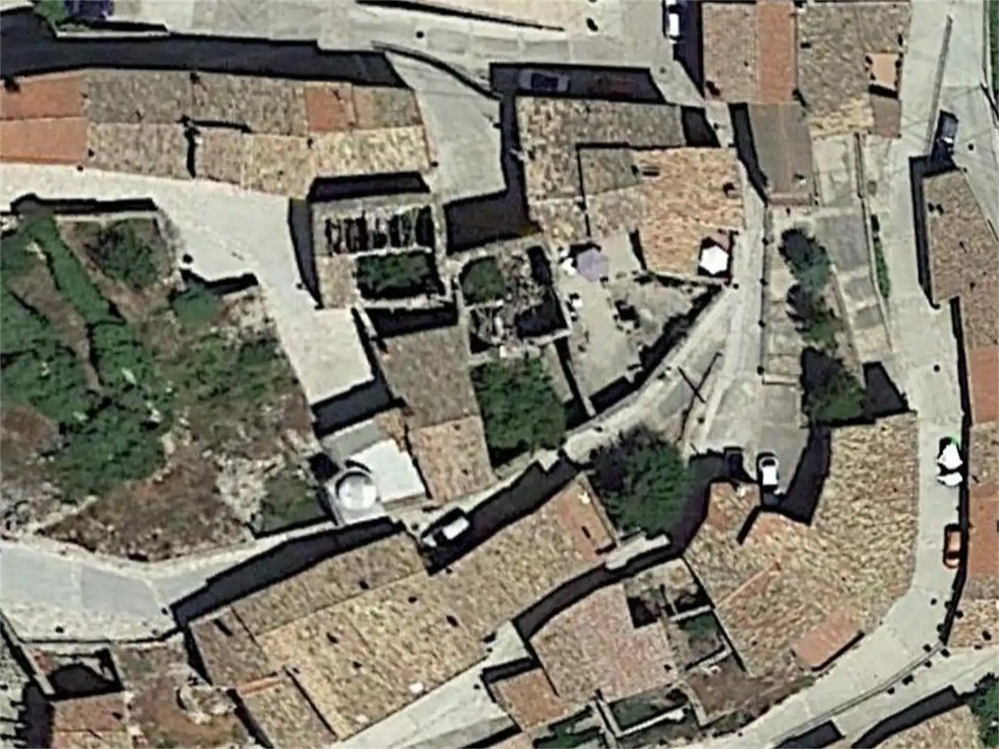 Land for sale in Carrer del Castell, 1, Forès Land for sale in Forès