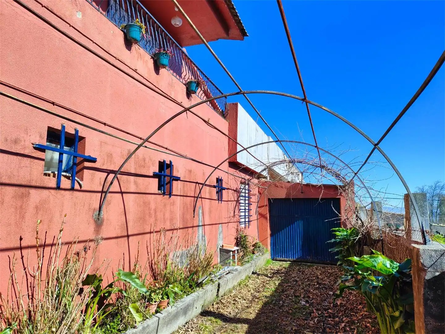 Local en venta en Estrada San Cosme, Valadares - Beade Vista exterior de Local en venta en Vigo con Calefacción y Amueblado
