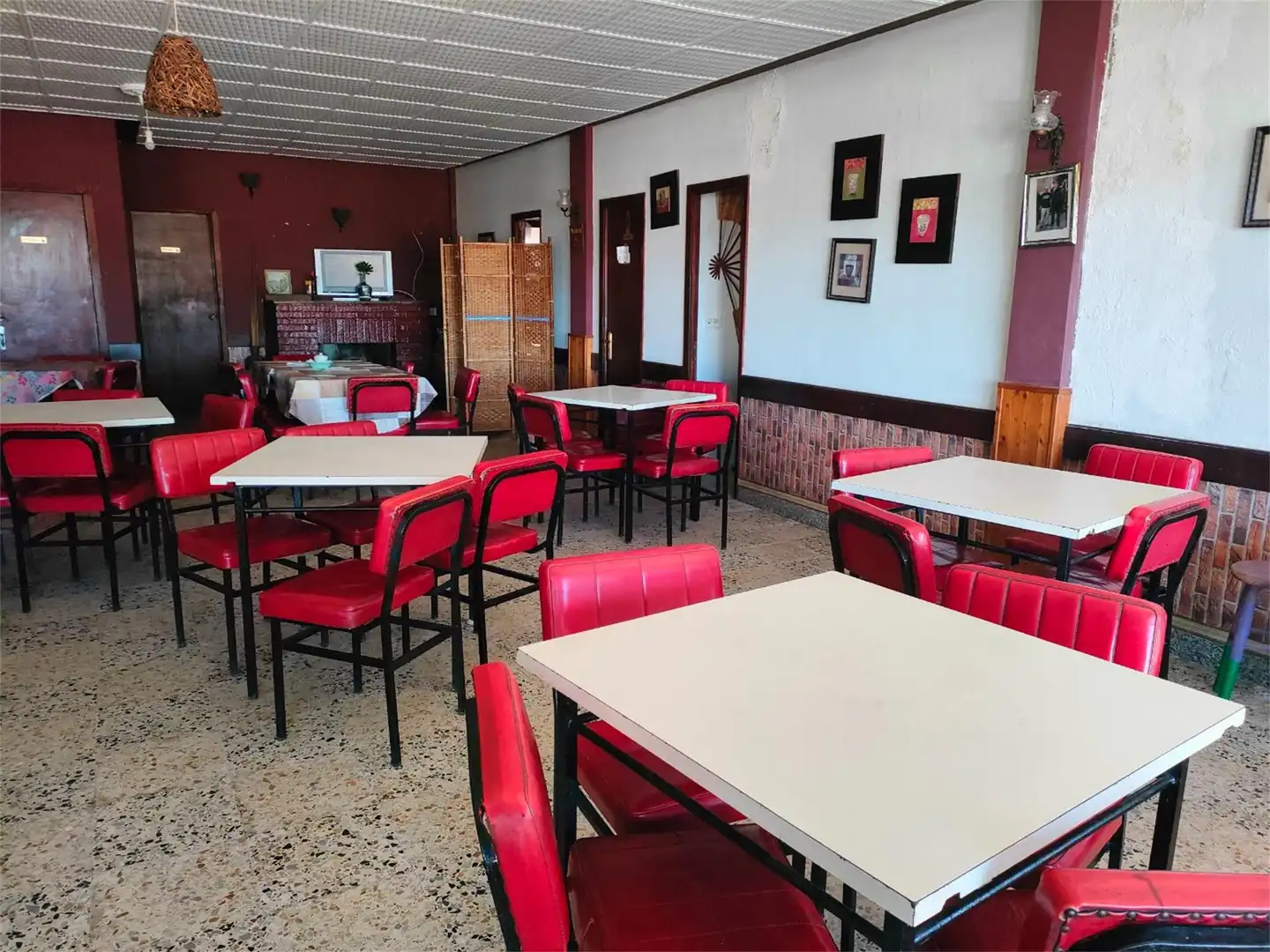 Local en venta en Estrada San Cosme, Valadares - Beade Local en venta en Vigo con Calefacción y Amueblado