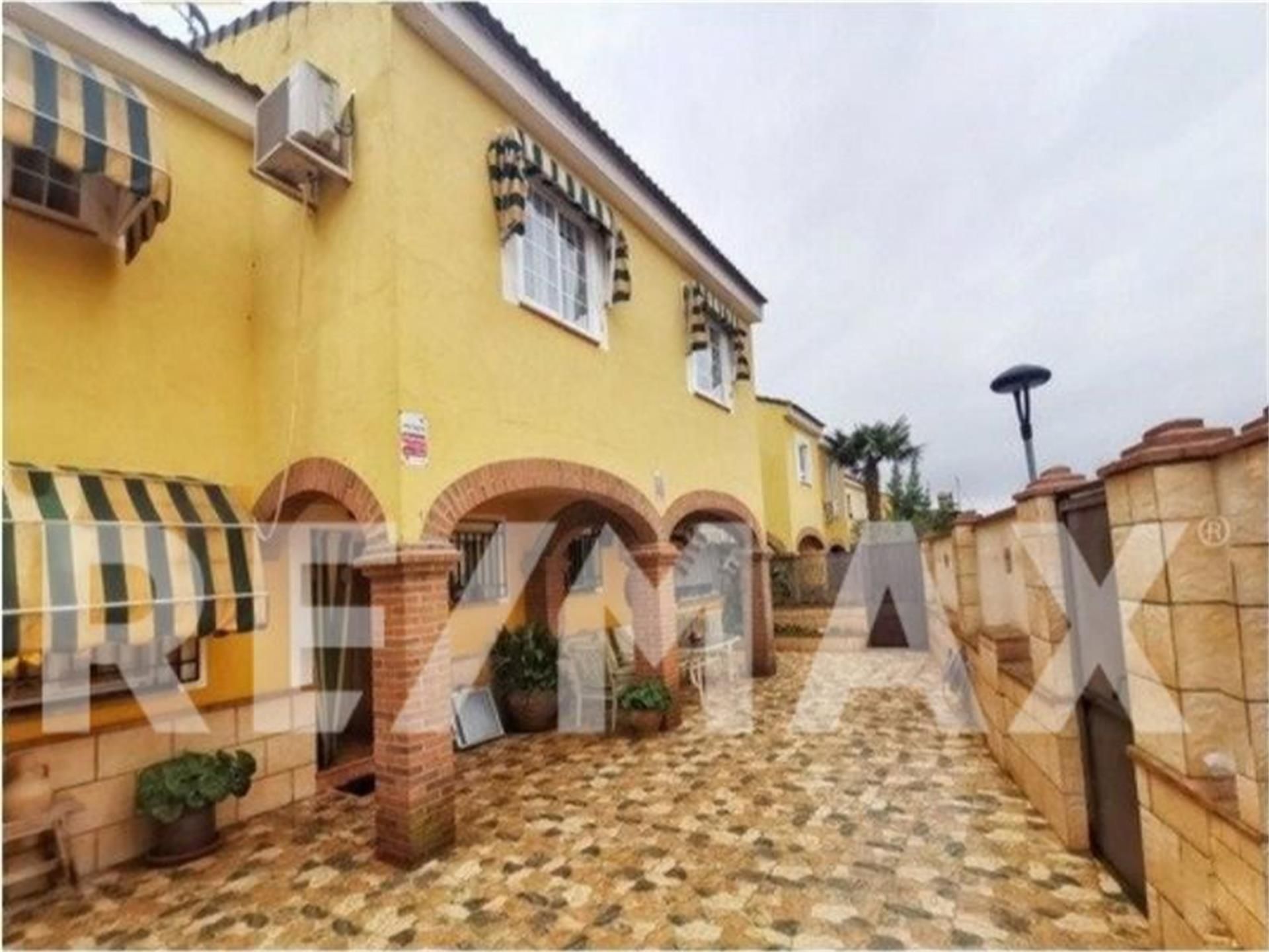 Exterior view of House or chalet for sale in Villanueva de Bogas  with Heating, Private garden and Storage room