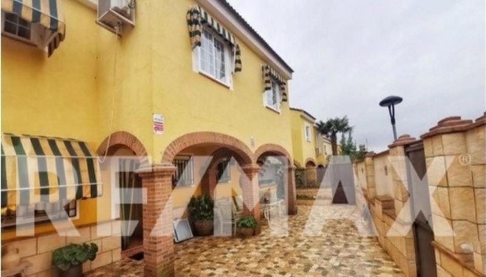 House or chalet for sale in Calle Tembleque, 46, Villanueva de Bogas, Toledo - image 1 Photo 1 of House or chalet for sale in Calle Tembleque, 46, Villanueva de Bogas, Toledo