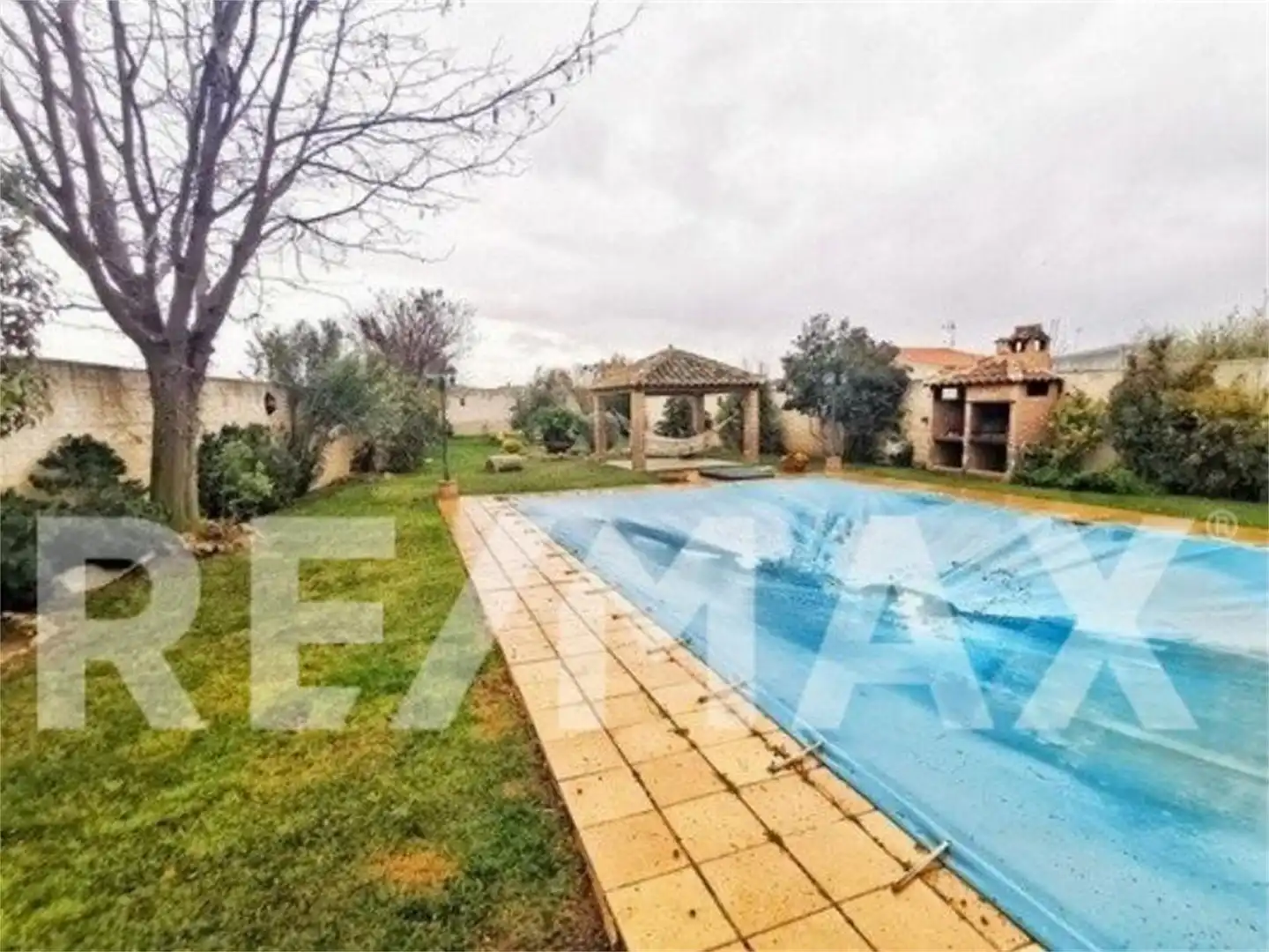 Houses for sale in Calle Tembleque, 46, Villanueva de Bogas Swimming pool of Houses for sale in Villanueva de Bogas with Heating, Private garden and Storage room