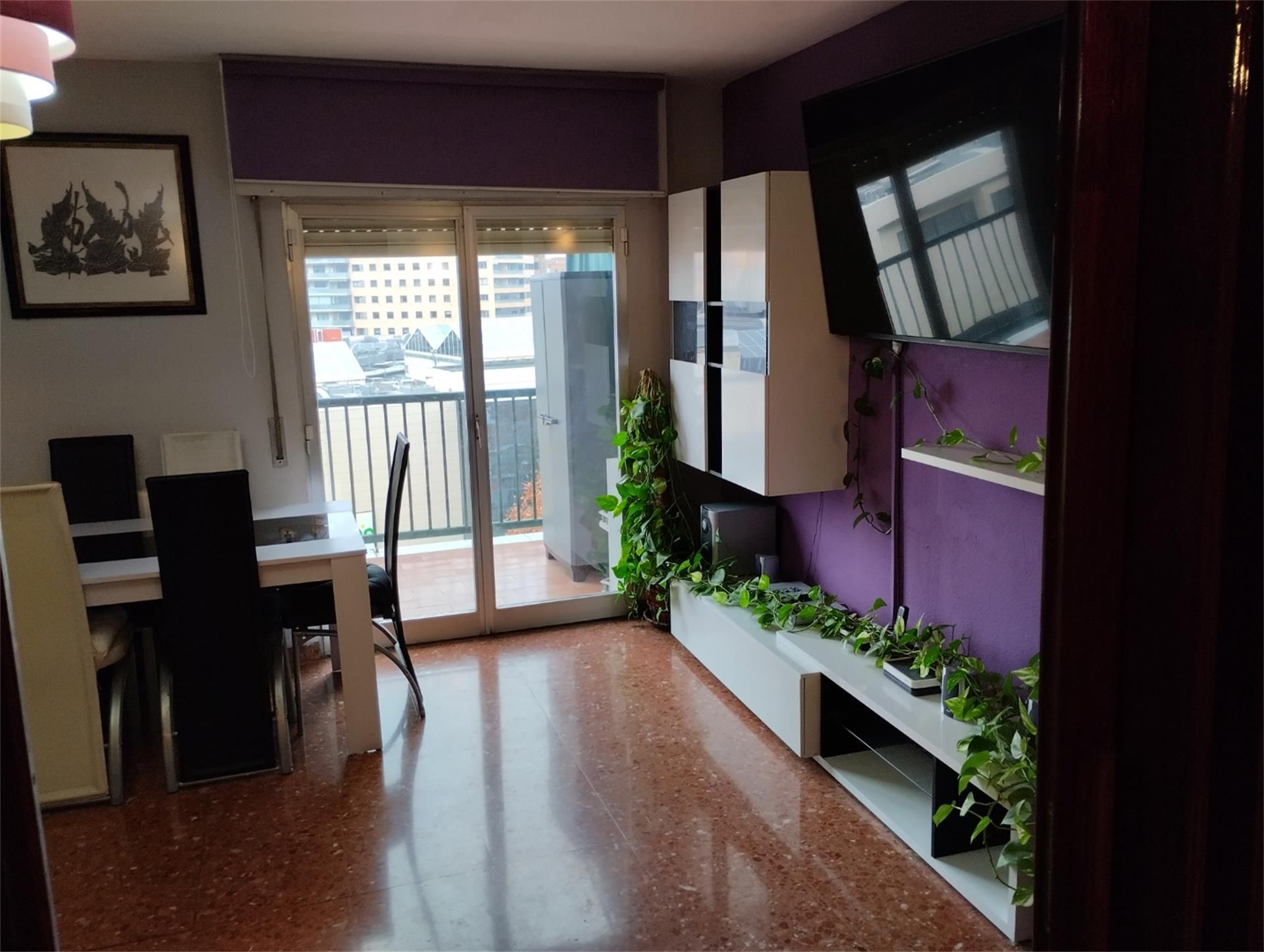 Sala d'estar de Dúplex en venda en  Zaragoza Capital amb Calefacció, Jardí privat i Terrassa