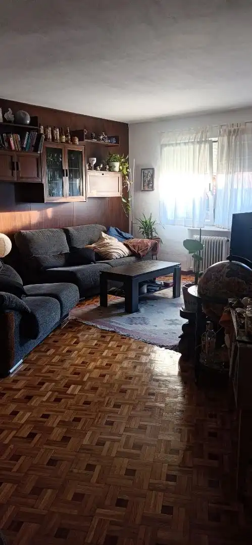 Zimmer in Calle Juan Carlos I, 30, Casco Antiguo Wohnzimmer von Wohnung zur untervermieten in Boadilla del Monte mit Heizung, Parkett und Terrasse