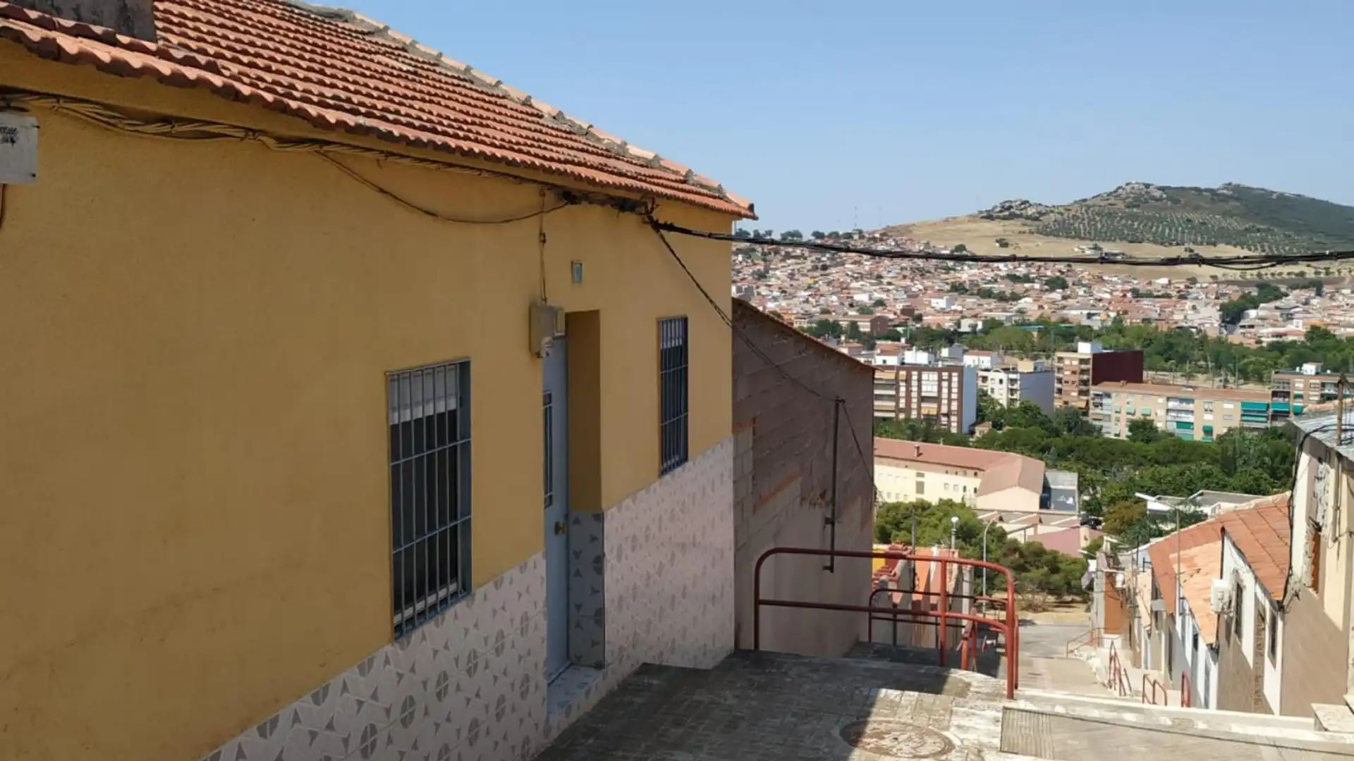 Single-family semi-detached for sale in Calle Séneca, 10, Centro Exterior view of Single-family semi-detached for sale in Puertollano with Furnished, Oven and Washing machine
