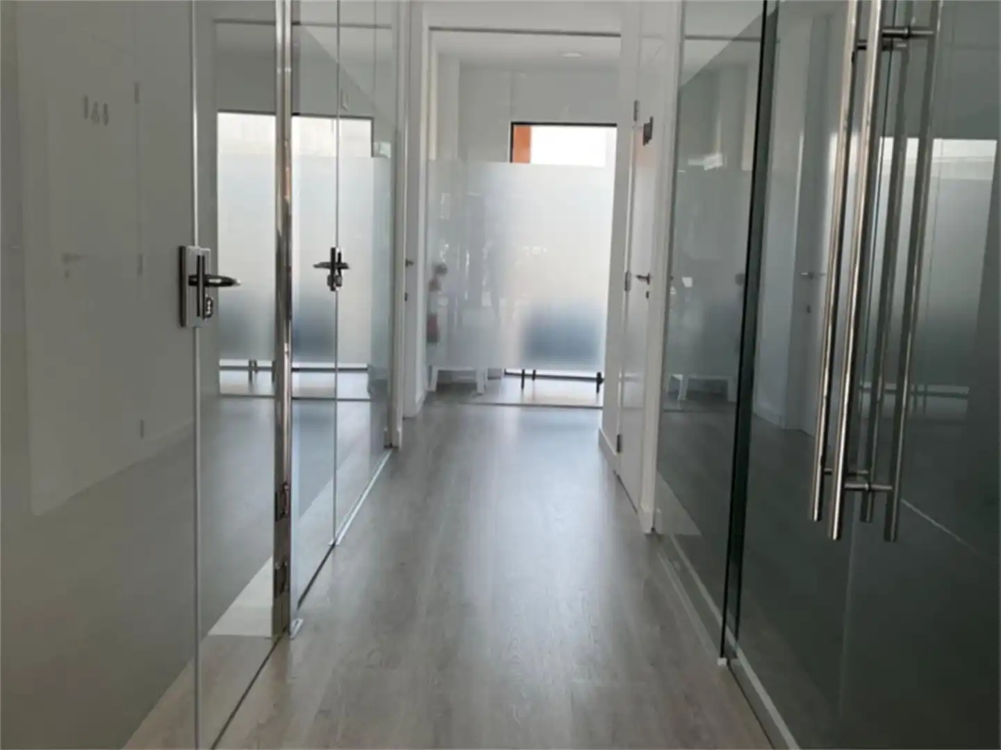 Local de alquiler en Sagunto / Sagunt con Aire acondicionado, Calefacción y Parquet