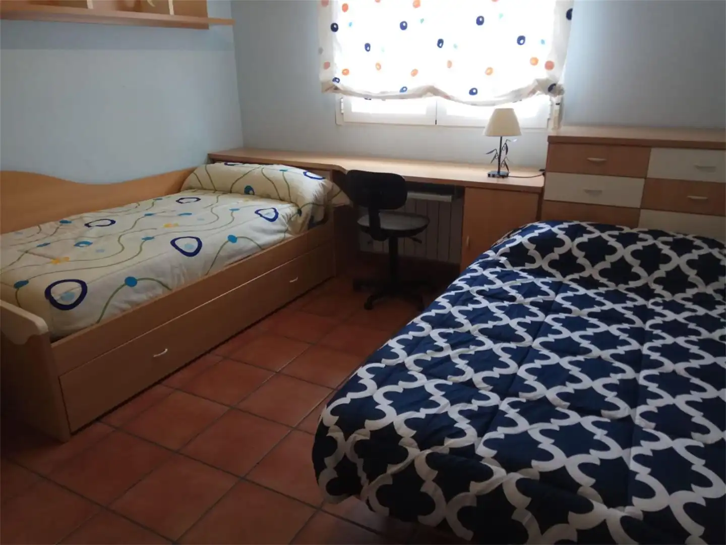 Casa o chalet en venta en Calle de Manuel de Falla, 5, El Hoyo de Pinares Habitación de Casa o chalet en venta en El Hoyo de Pinares con Terraza, Piscina y Balcón