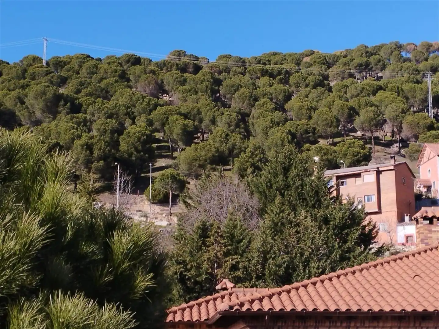 Casa o chalet en venta en Calle de Manuel de Falla, 5, El Hoyo de Pinares Vista exterior de Casa o chalet en venta en El Hoyo de Pinares con Terraza, Piscina y Balcón