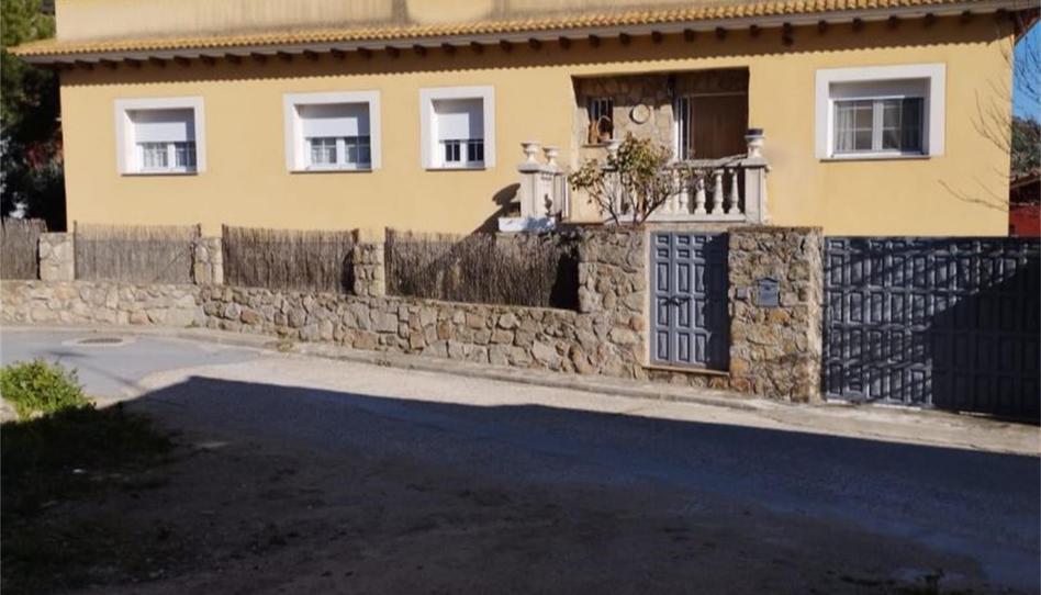 Foto 1 de Casa o xalet en venda a Calle de Manuel de Falla, 5, El Hoyo de Pinares , Ávila