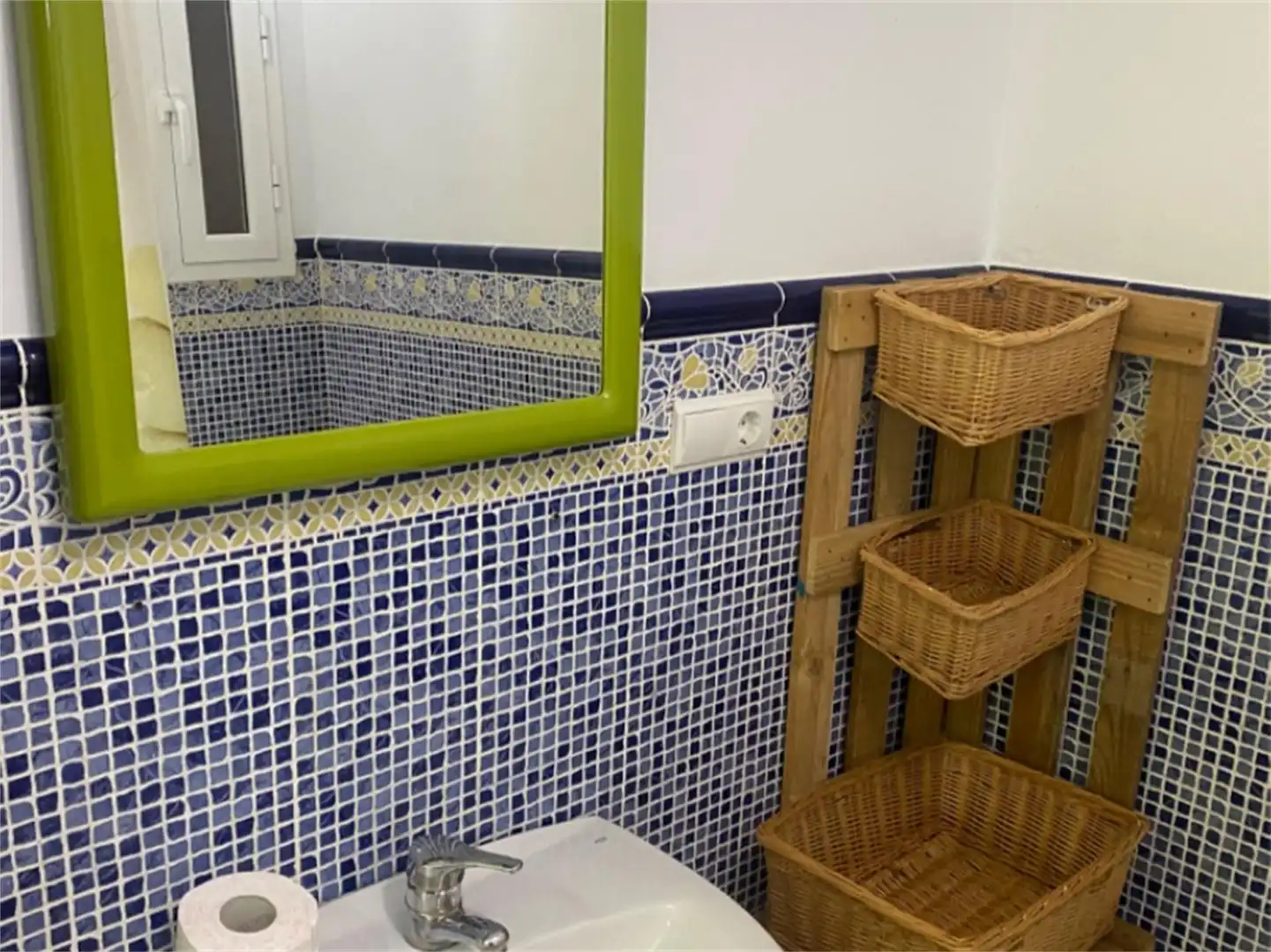 Piso en venta en Calle Ventilla, 5, Prado del Rey Baño de Piso en venta en Prado del Rey con Terraza y Balcón