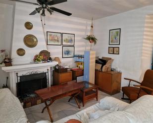 Living room of Single-family semi-detached for sale in Los Barrios