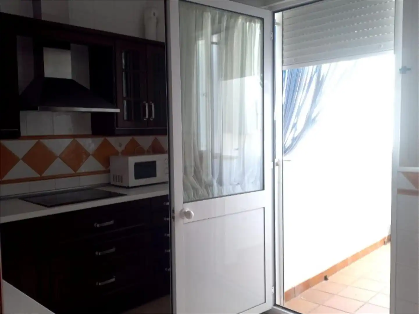 Flat for sale in Calle Onésimo Redondo, 3, Fuentes de León Kitchen of Flat for sale in Fuentes de León with Air Conditioner, Heating and Terrace