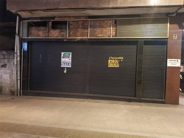 Local comercial en Alquiler en Rúa Joaquín Costa, 7 en Zona de Plaza de Barcelos