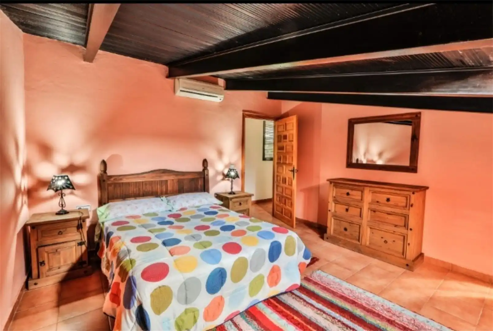 Habitación de Casa o chalet en venta en Carmona con Aire acondicionado, Calefacción y Jardín privado