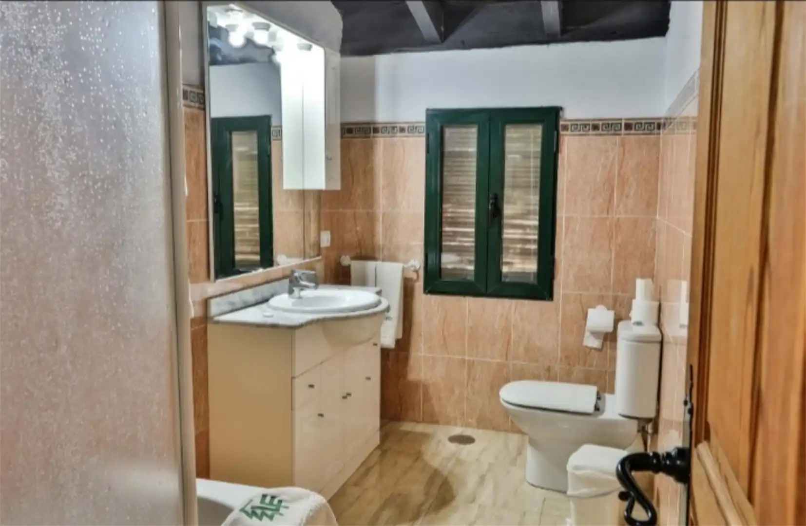 Baño de Casa o chalet en venta en Carmona con Aire acondicionado, Calefacción y Jardín privado