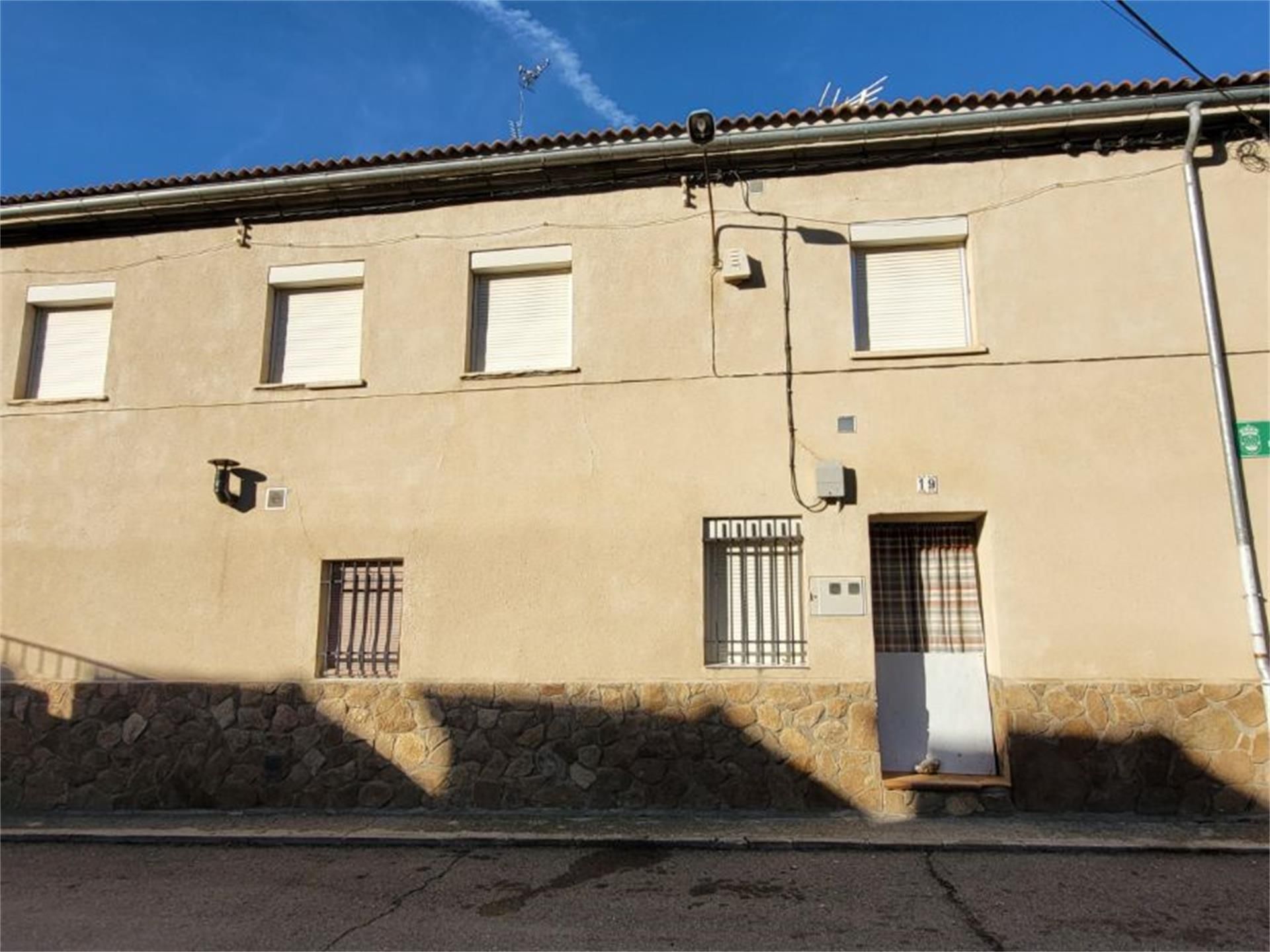 Exterior view of Country house for sale in Hontanares de Eresma  with Furnished