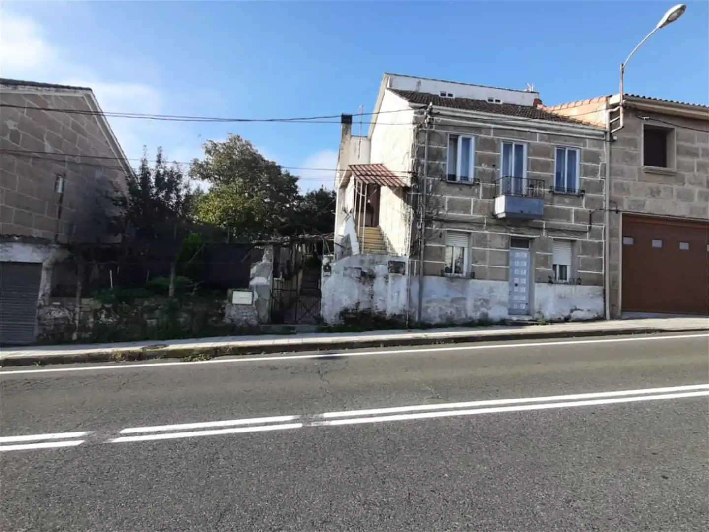 Exterior view of Detached homes for sale in Ourense Capital 