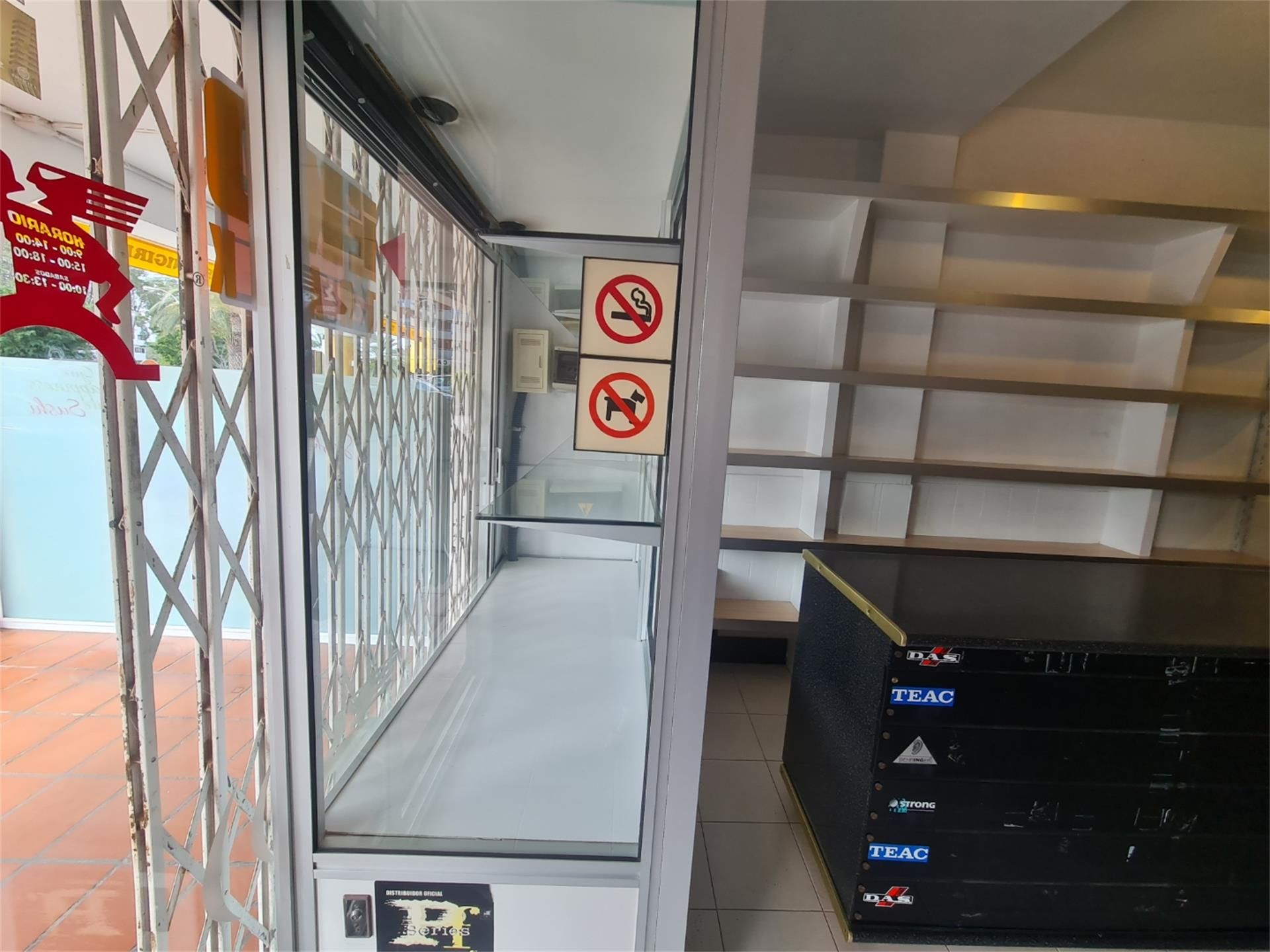 Premises to rent in Arona