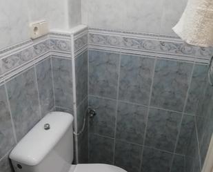 Bathroom of Flat for sale in  Madrid Capital