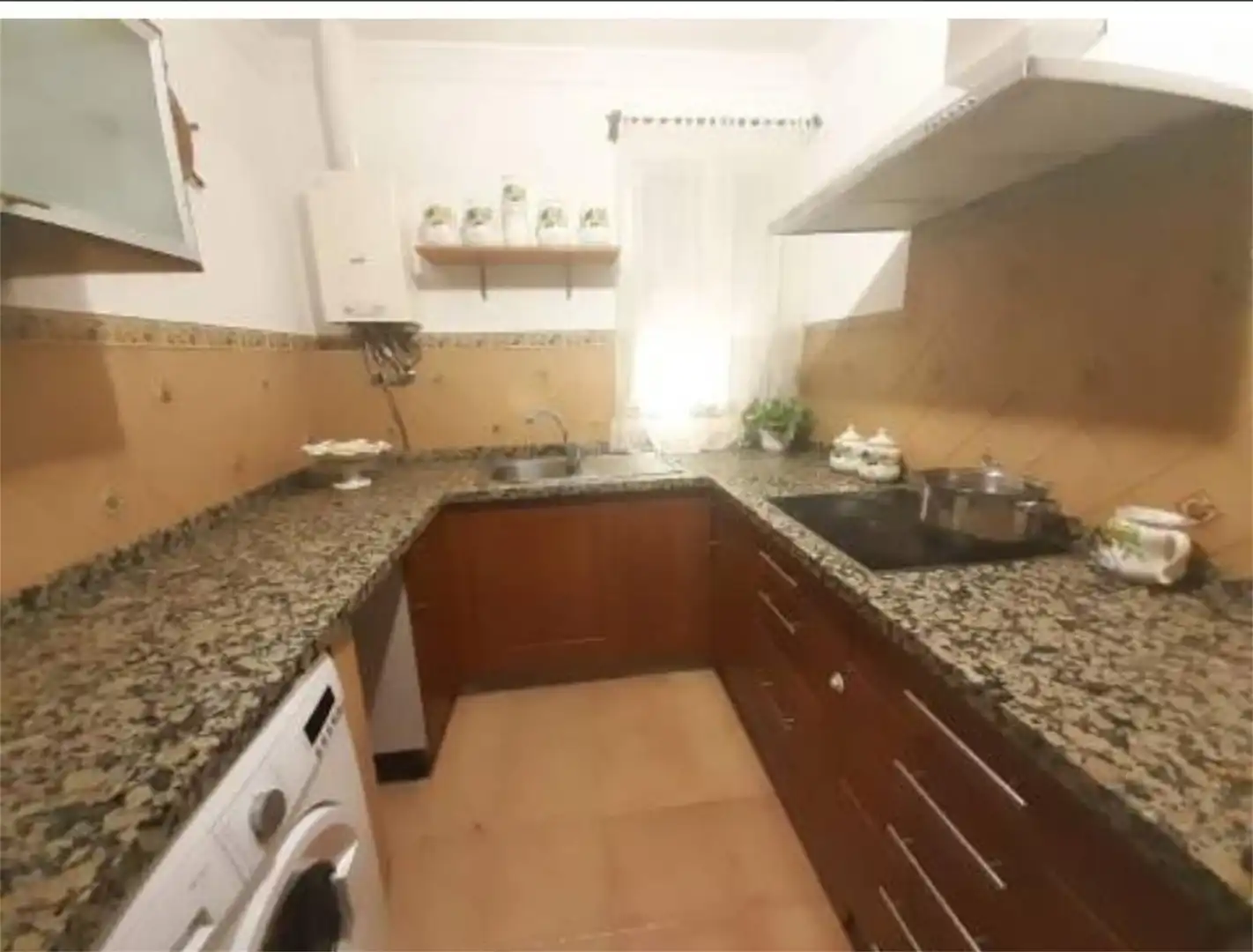 Kitchen of Flat for share in Sevilla  with Air Conditioner, Terrace and Furnished