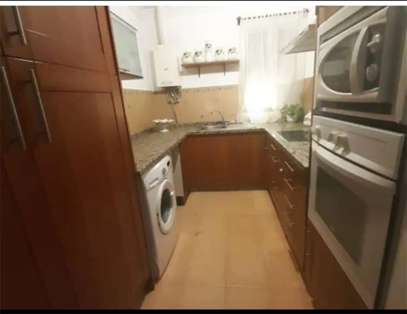 Kitchen of Flat for share in Sevilla  with Air Conditioner, Terrace and Furnished