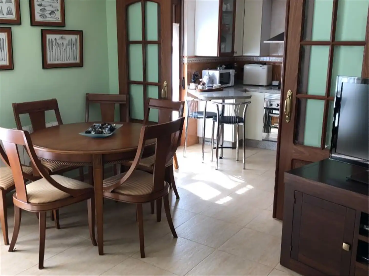 Detached homes for sale in Calle Concepción, Mansilla de las Mulas Dining room of Detached homes for sale in Mansilla de las Mulas with Heating, Furnished and Balcony