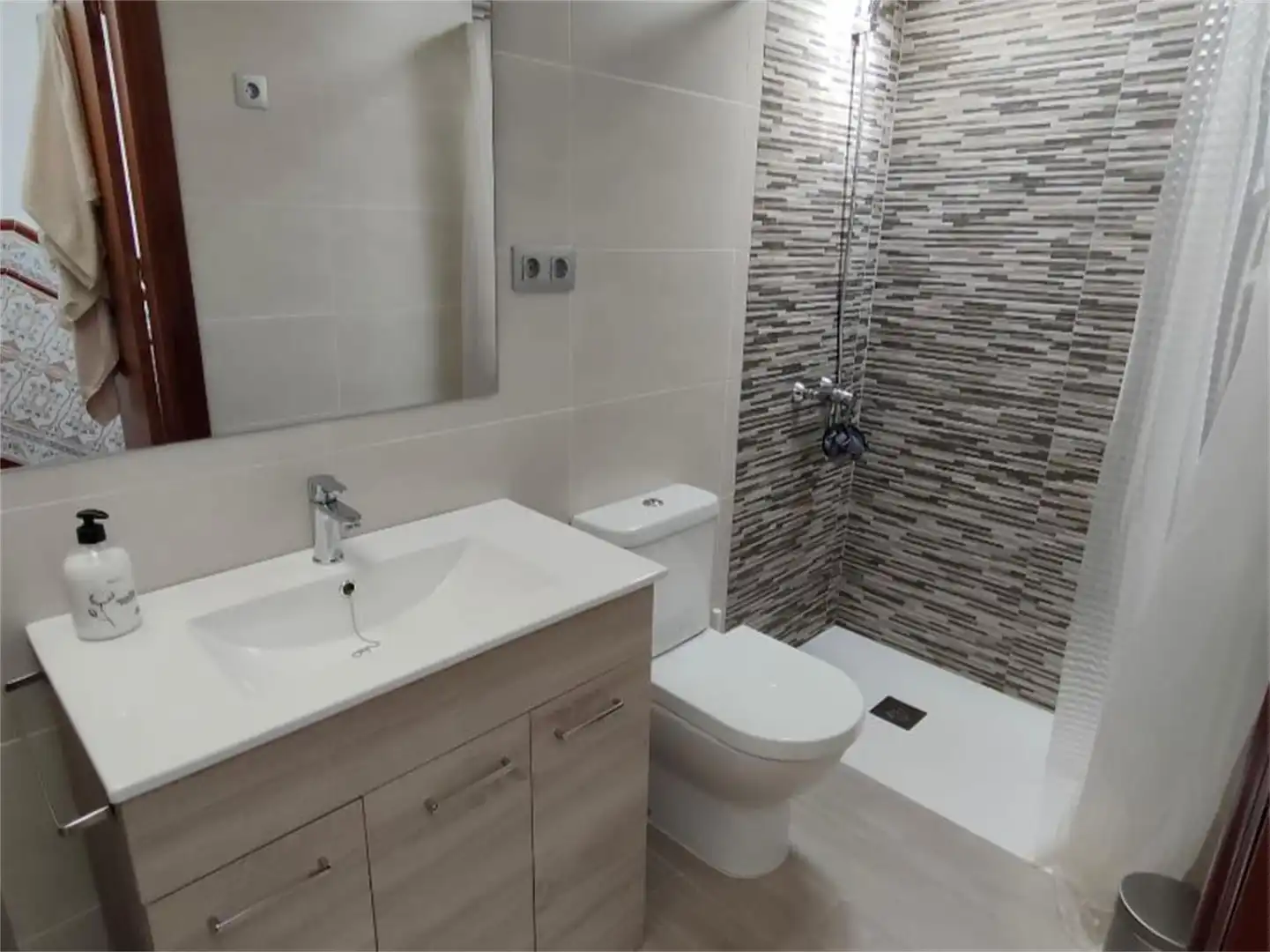 Casa adosada en venta en Calle Jara, 6, Castell de Ferro Baño de Casa adosada en venta en Gualchos con Aire acondicionado y Terraza