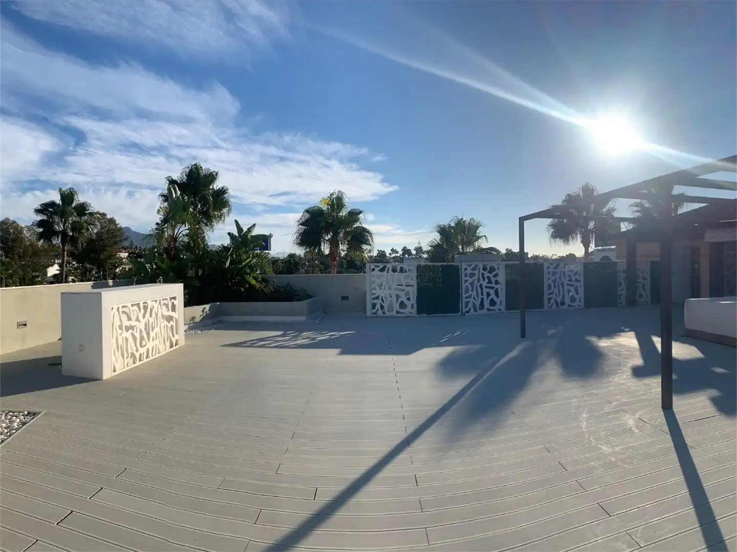 Oficina de alquiler en Calle Matas Verdes, Atalaya - Isdabe Terraza de Oficina de alquiler en Estepona
