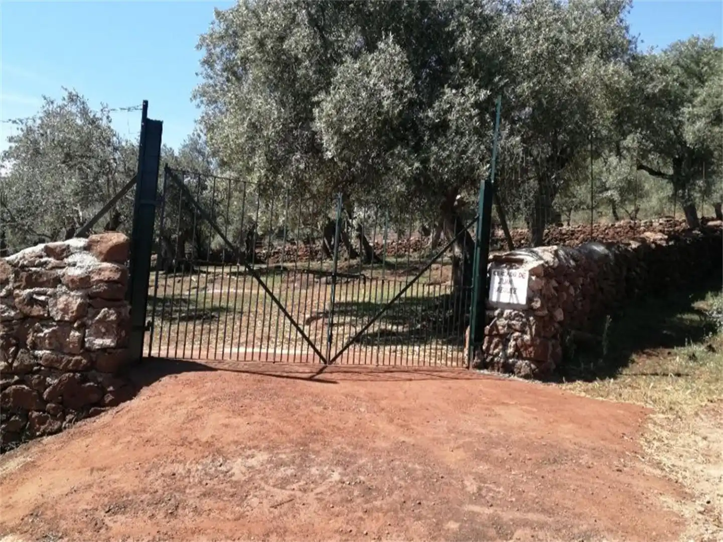 Nicht bebaubares Gelände zum Verkauf in Cañaveral de León