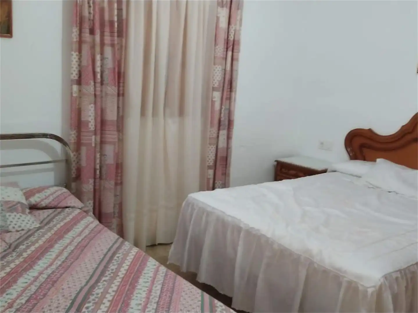 Detached homes for sale in Barrio Alto, Fargue